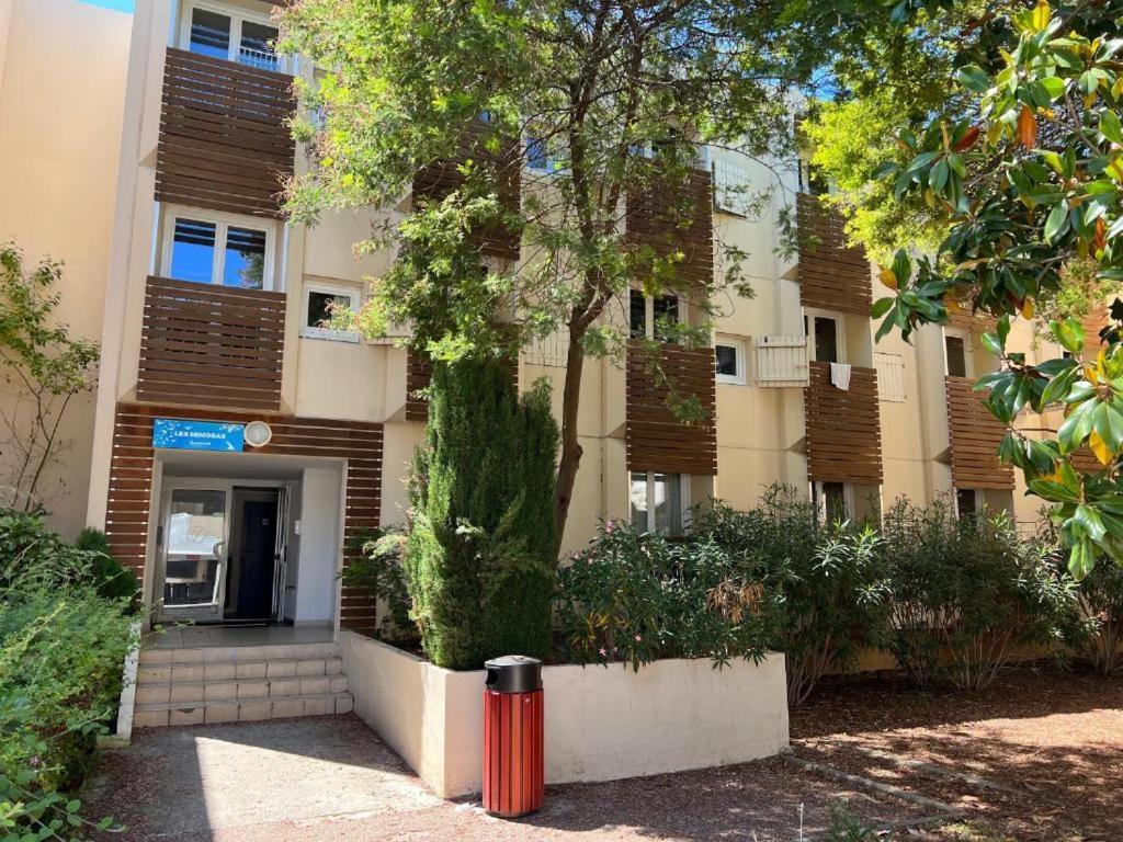 Joli T2 Proche Plage Dans Residence La Londe-les-Maures Exterior photo