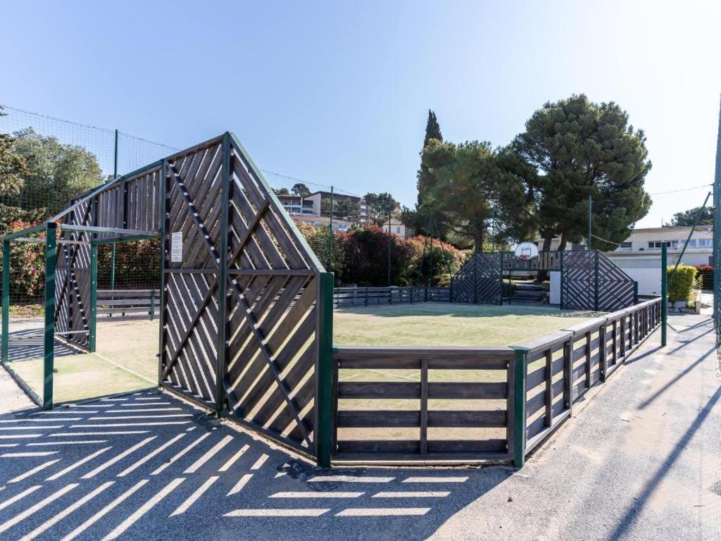 Joli T2 Proche Plage Dans Residence La Londe-les-Maures Exterior photo
